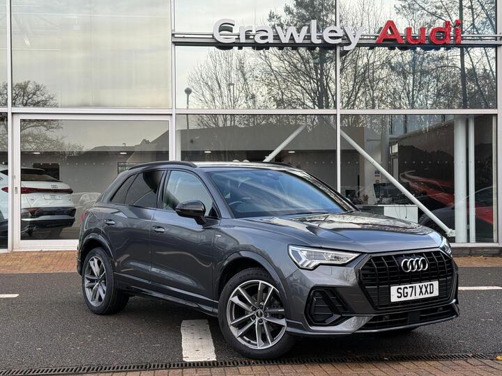 Audi Q3 1.5 TFSI CoD 35 Black Edition S Tronic Euro 6 (s/s) 5dr