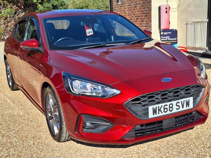 Ford Focus 1.0T EcoBoost ST-Line Euro 6 (s/s) 5dr