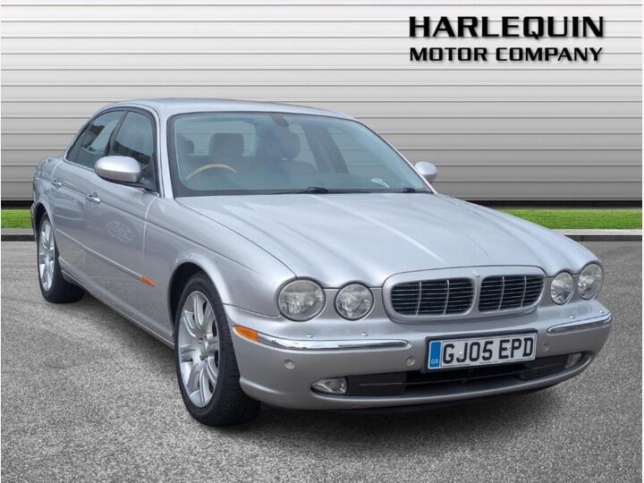 Jaguar XJ 3.0 SE 4dr