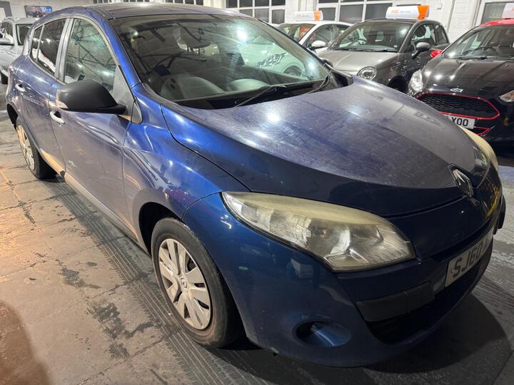 Renault Megane 1.6 16V Generation Euro 5 5dr