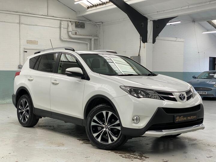 Toyota RAV4 2.2 D-CAT Invincible Auto 4WD Euro 5 5dr