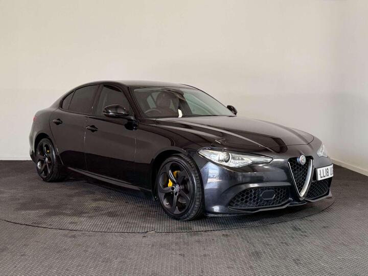 Alfa Romeo GIULIA 2.2 TD Speciale Auto Euro 6 (s/s) 4dr Alfa Romeo GIULIA 2.2 TD Speciale Auto Euro 6 (s/s) 4dr