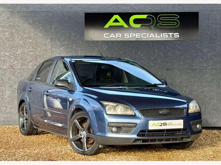 Ford Focus 2.0 Ghia 4dr