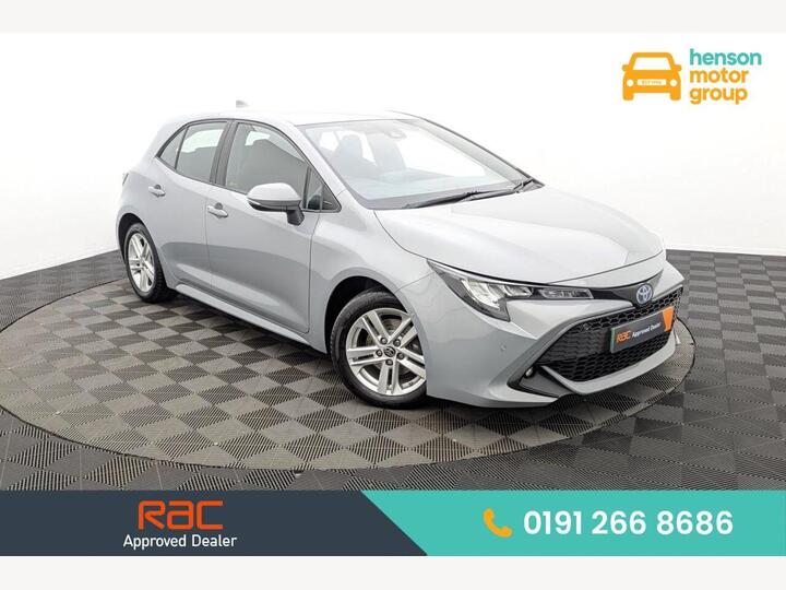 Toyota COROLLA 1.8 VVT-h Icon Tech CVT Euro 6 (s/s) 5dr