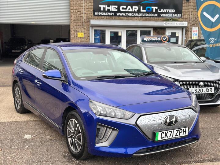 Hyundai IONIQ 38.3kWh Premium Auto 5dr Hyundai IONIQ 38.3kWh Premium Auto 5dr