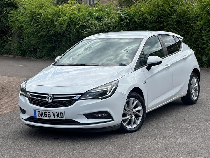 Vauxhall Astra 1.6 CDTi EcoTEC BlueInjection Design Euro 6 (s/s) 5dr