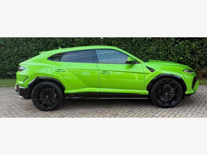 Lamborghini Urus 4.0 V8 BiTurbo 25.9kWh SE Auto 4WD Euro 6 5dr Lamborghini Urus 4.0 V8 BiTurbo 25.9kWh SE Auto 4WD Euro 6 5dr