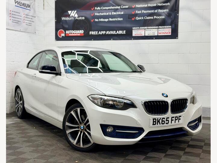 BMW 2 Series 2.0 220i Sport Auto Euro 6 (s/s) 2dr BMW 2 Series 2.0 220i Sport Auto Euro 6 (s/s) 2dr