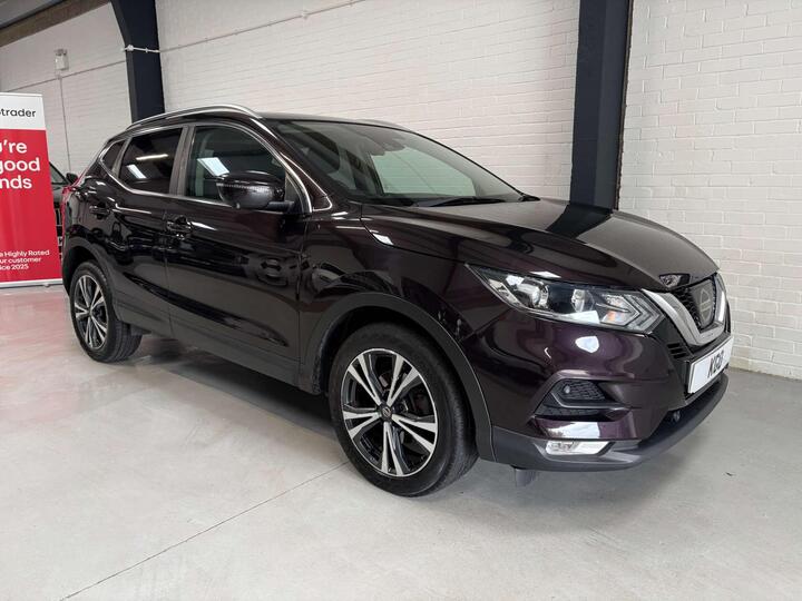Nissan QASHQAI 1.2 DIG-T N-Connecta Euro 6 (s/s) 5dr