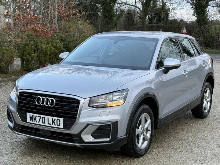 Audi Q2 1.6 TDI 30 Technik Euro 6 (s/s) 5dr