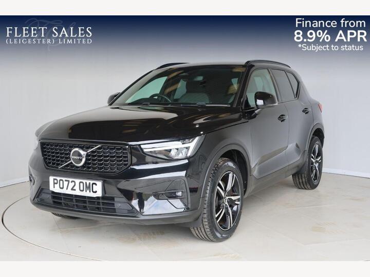 Volvo XC40 2.0 B3 MHEV Plus Dark DCT Auto Euro 6 (s/s) 5dr