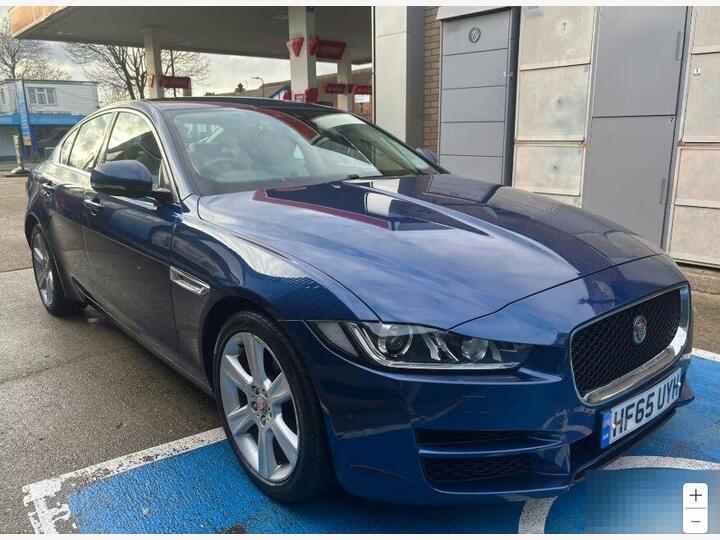 Jaguar XE 2.0d Portfolio Auto Euro 6 (s/s) 4dr