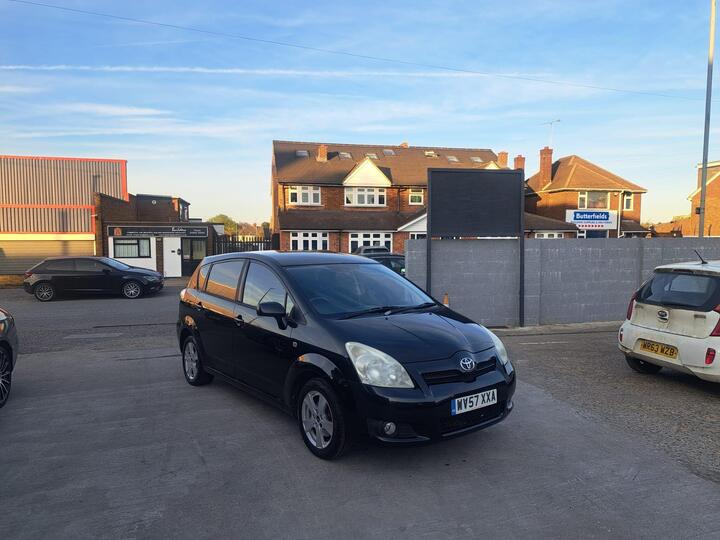 Toyota Corolla Verso 1.8 VVT-i T3 5dr