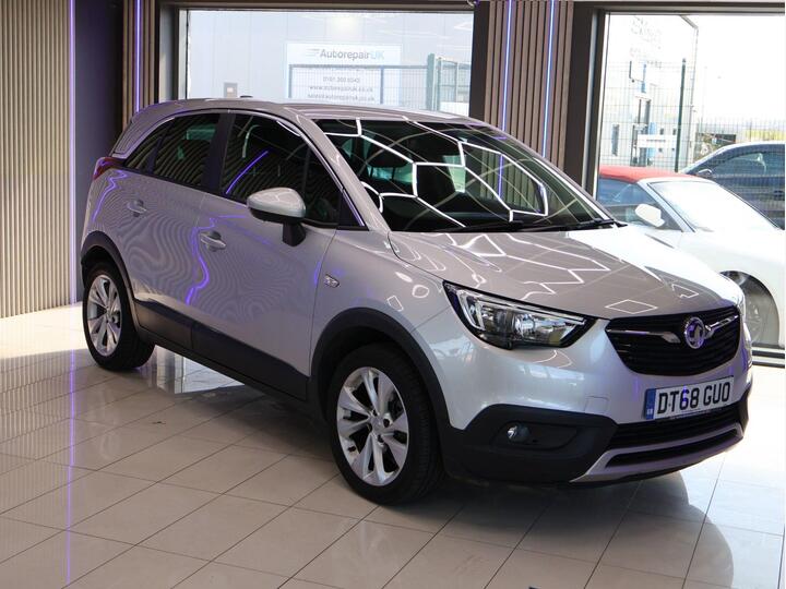 Vauxhall CROSSLAND X 1.2 Turbo Tech Line Nav Auto Euro 6 (s/s) 5dr Vauxhall CROSSLAND X 1.2 Turbo Tech Line Nav Auto Euro 6 (s/s) 5dr