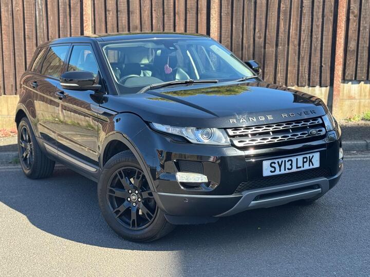 Land Rover Range Rover Evoque 2.2 SD4 Pure Auto 4WD Euro 5 5dr Land Rover Range Rover Evoque 2.2 SD4 Pure Auto 4WD Euro 5 5dr