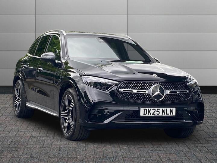 Mercedes-Benz GLC 2.0 GLC220dh MHEV AMG Line (Premium) G-Tronic+ 4MATIC Euro 6 (s/s) 5dr Mercedes-Benz GLC 2.0 GLC220dh MHEV AMG Line (Premium) G-Tronic+ 4MATIC Euro 6 (s/s) 5dr