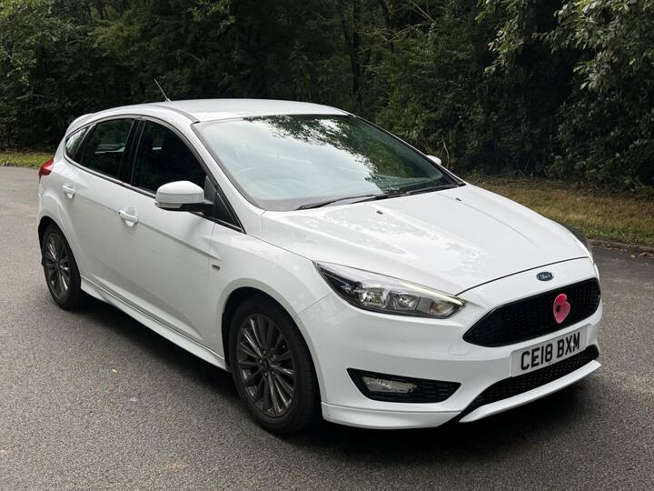 Ford Focus 1.0T EcoBoost ST-Line Euro 6 (s/s) 5dr
