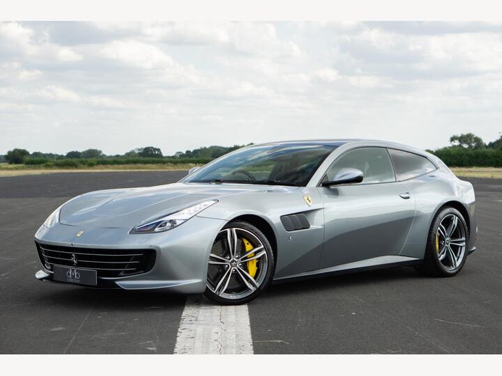 Ferrari GTC4Lusso 6.3 V12 F1 DCT 4WD Euro 6 (s/s) 2dr Ferrari GTC4Lusso 6.3 V12 F1 DCT 4WD Euro 6 (s/s) 2dr