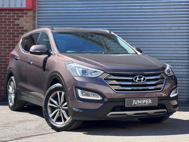 Hyundai Santa Fe 2.2 CRDi Premium Auto 4WD Euro 5 5dr (5 Seat) Hyundai Santa Fe 2.2 CRDi Premium Auto 4WD Euro 5 5dr (5 Seat)