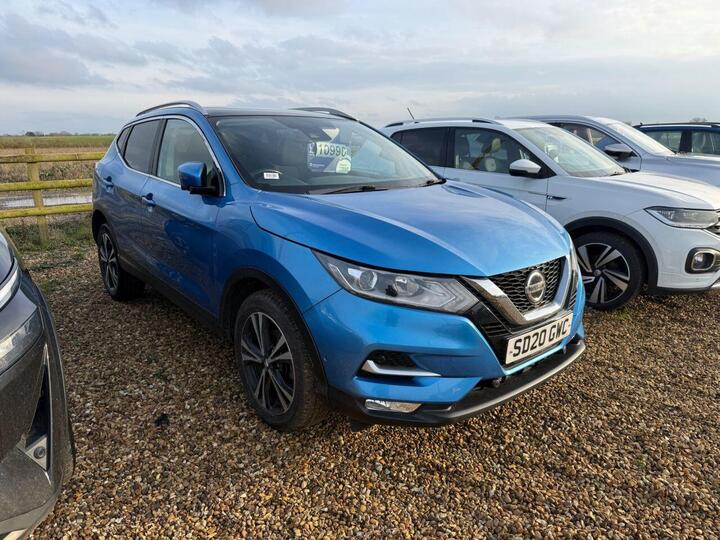 Nissan QASHQAI 1.3 DIG-T N-Connecta Euro 6 (s/s) 5dr