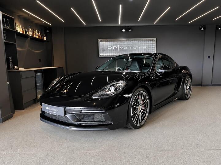 Porsche 718 Cayman 2.5T GTS PDK Euro 6 (s/s) 2dr Porsche 718 Cayman 2.5T GTS PDK Euro 6 (s/s) 2dr