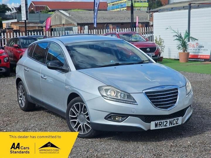Chrysler Delta 1.4 M-Air SR Euro 5 (s/s) 5dr