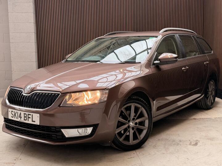 Skoda Octavia 1.6 TDI Elegance DSG Euro 5 (s/s) 5dr
