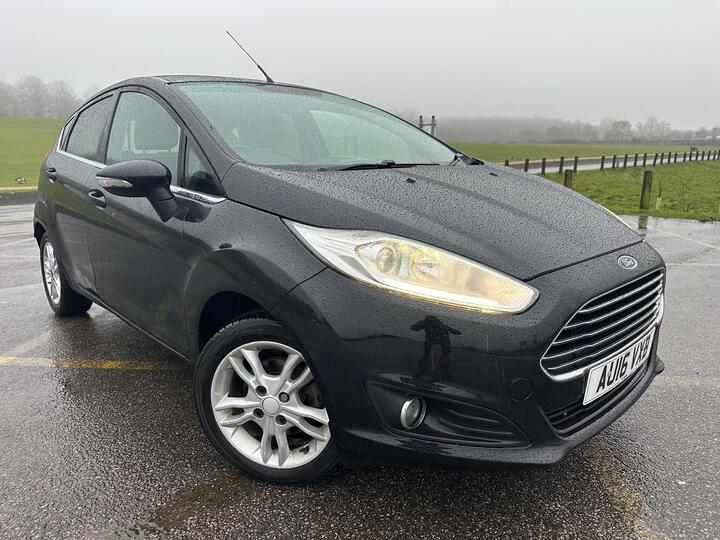 Ford Fiesta 1.25 Zetec Euro 6 5dr