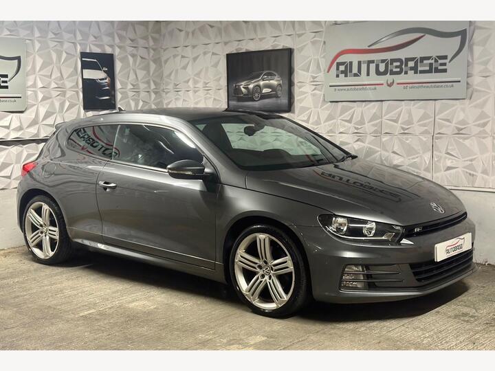 Volkswagen Scirocco 2.0 TSI BlueMotion Tech R-Line Euro 6 (s/s) 3dr Volkswagen Scirocco 2.0 TSI BlueMotion Tech R-Line Euro 6 (s/s) 3dr