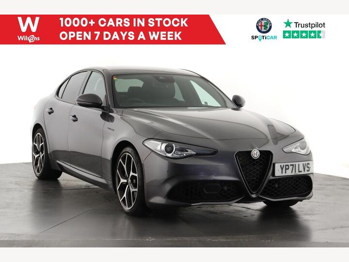 Alfa Romeo Giulia 2.0T Veloce Auto Euro 6 (s/s) 4dr Alfa Romeo Giulia 2.0T Veloce Auto Euro 6 (s/s) 4dr