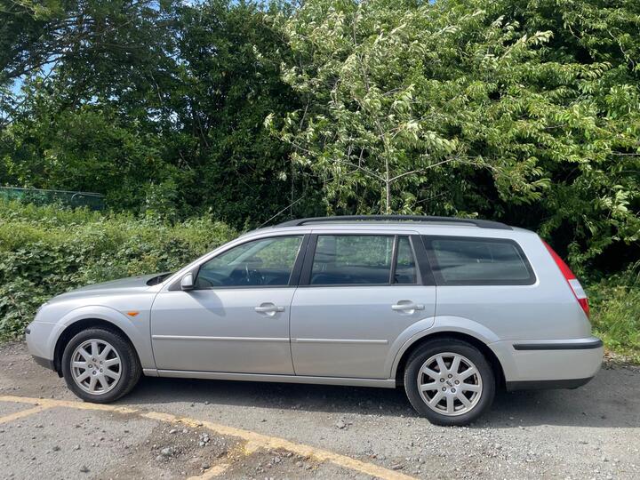 Ford Mondeo 2.0 TDCi Zetec 5dr
