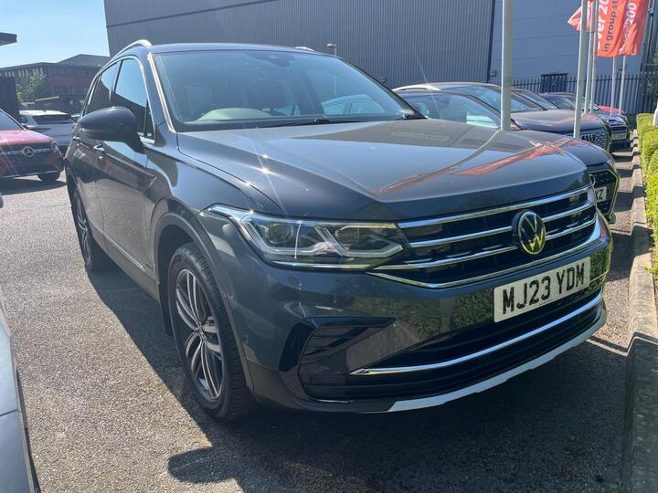 Volkswagen Tiguan 1.5 ETSI MHEV Life DSG Euro 6 (s/s) 5dr