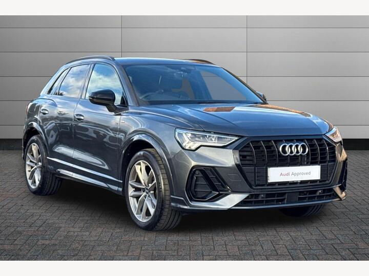 Audi Q3 1.5 TFSI CoD 35 Black Edition S Tronic Euro 6 (s/s) 5dr