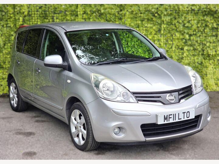Nissan Note 1.6 16V Tekna Auto Euro 5 5dr