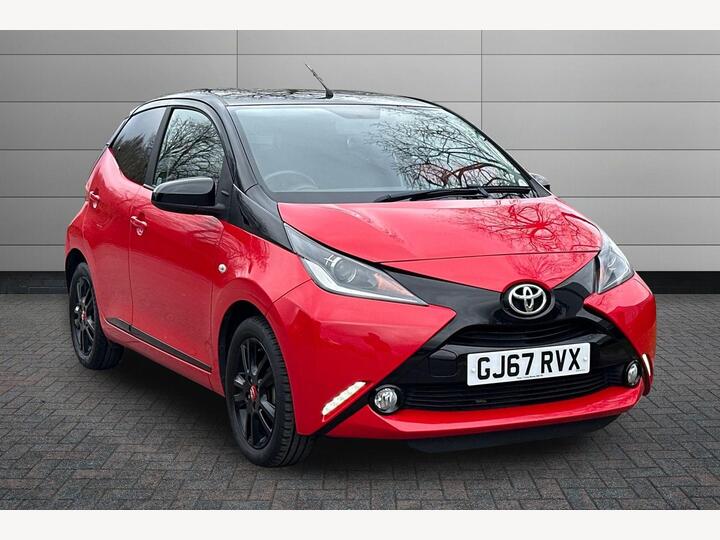 Toyota AYGO 1.0 VVT-i X-cite 4 Red Bi-Tone Euro 6 5dr