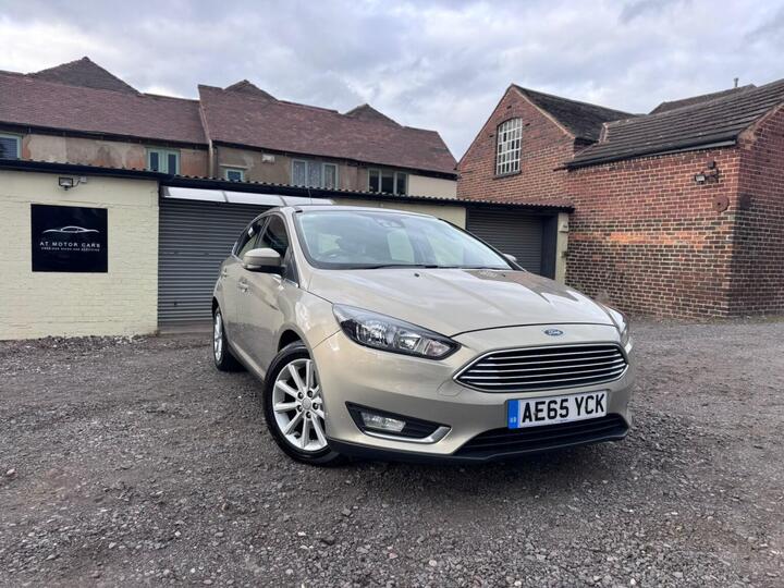 Ford FOCUS 1.0T EcoBoost Titanium Euro 6 (s/s) 5dr
