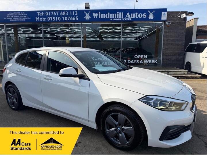 BMW 1 SERIES 1.5 118i SE Euro 6 (s/s) 5dr BMW 1 SERIES 1.5 118i SE Euro 6 (s/s) 5dr