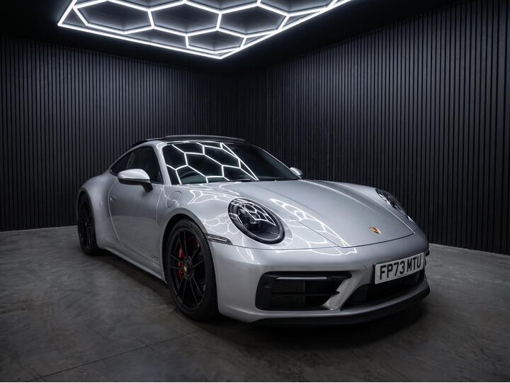 Porsche 911 3.0T 992 Carrera 4 GTS PDK 4WD Euro 6 (s/s) 2dr