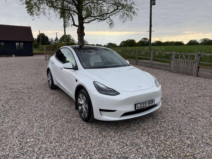 Tesla MODEL Y Auto RWD 5dr