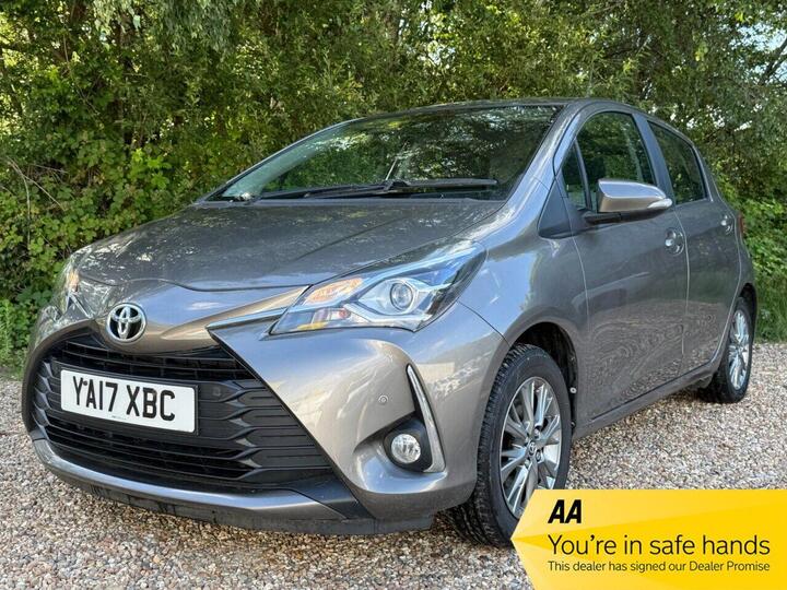 Toyota YARIS 1.5 VVT-i Icon Tech Euro 6 5dr