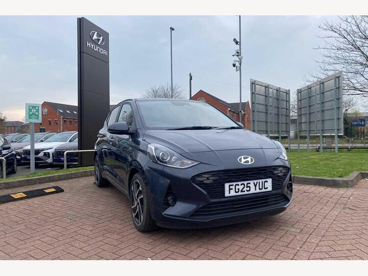 Hyundai I10 1.0 Premium Auto Euro 6 (s/s) 5dr Hyundai I10 1.0 Premium Auto Euro 6 (s/s) 5dr