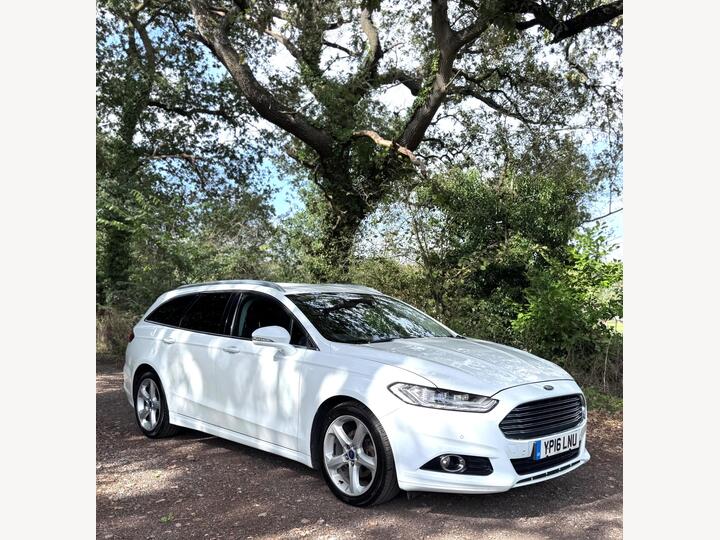 Ford Mondeo 2.0 TDCi Titanium Powershift Euro 6 (s/s) 5dr