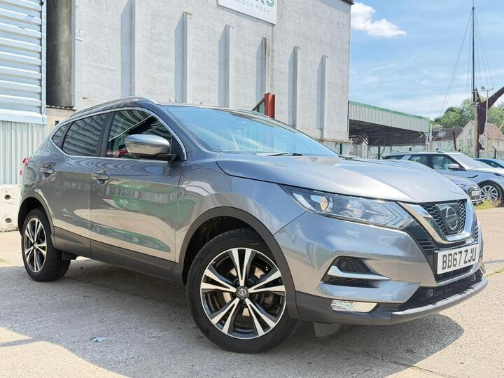 Nissan Qashqai 1.2 DIG-T N-Connecta Euro 6 (s/s) 5dr
