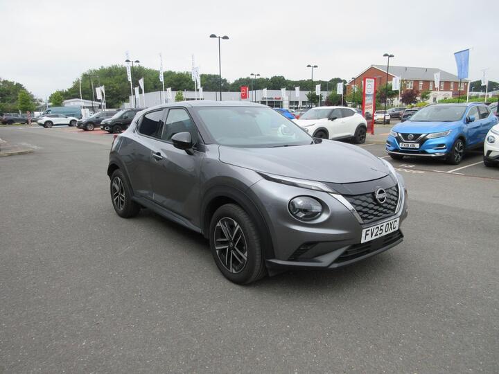 Nissan Juke 1.6 N-Connecta Auto Euro 6 5dr
