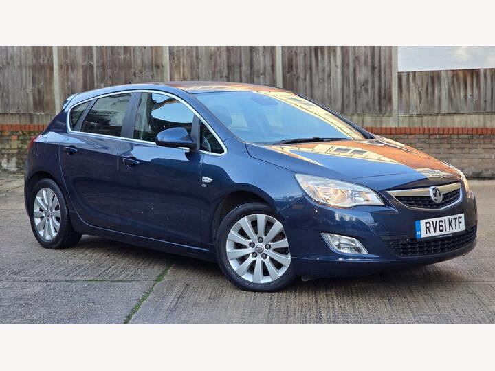 Vauxhall Astra 1.7 CDTi EcoFLEX Elite Euro 5 5dr