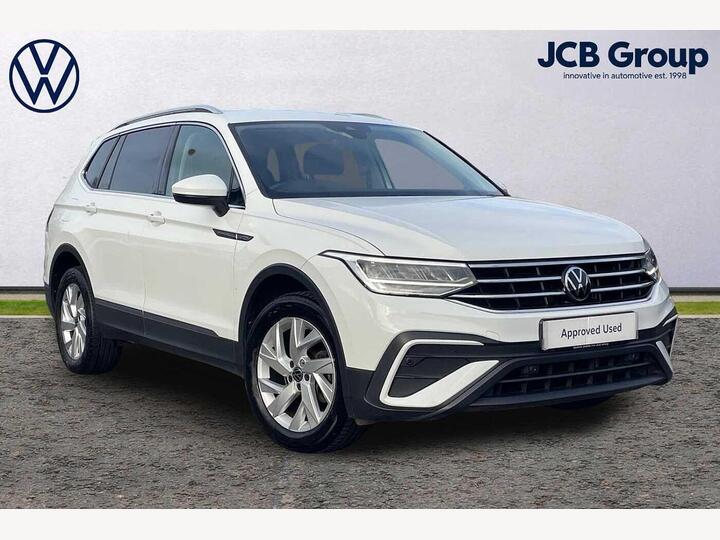 Volkswagen Tiguan Allspace 1.5 TSI Life DSG Euro 6 (s/s) 5dr Volkswagen Tiguan Allspace 1.5 TSI Life DSG Euro 6 (s/s) 5dr