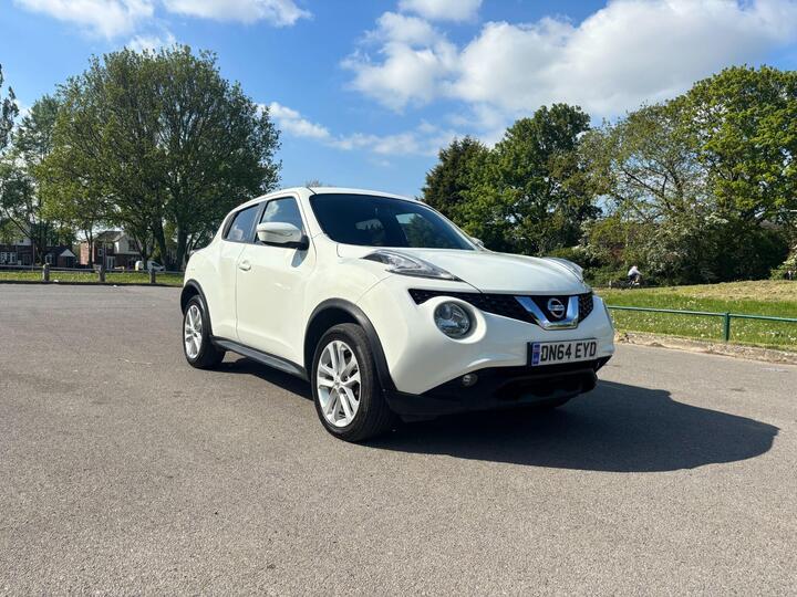 Nissan Juke 1.5 DCi 8v Acenta Premium Euro 5 (s/s) 5dr Nissan Juke 1.5 DCi 8v Acenta Premium Euro 5 (s/s) 5dr