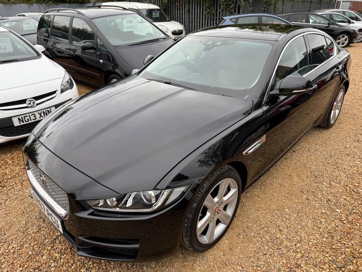 Jaguar XE 2.0d Portfolio Auto AWD Euro 6 (s/s) 4dr