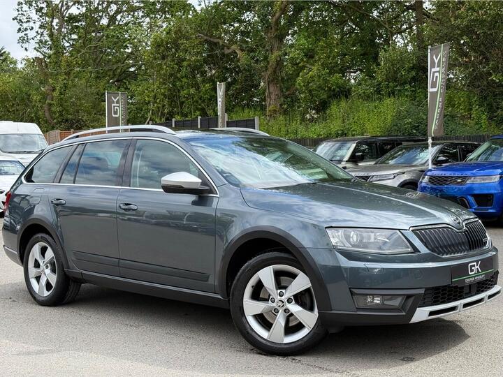 Skoda Octavia 2.0 TDI Scout DSG 4WD Euro 6 (s/s) 5dr