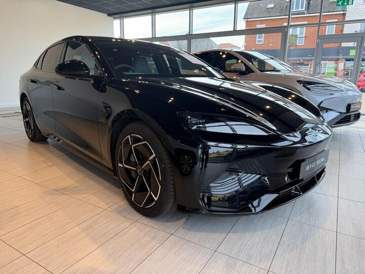 BYD Seal 82.5kWh Design Auto 4dr